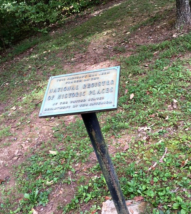 Old Stone Fort State Archaeological Park – Manchester, Tennessee Historical Marker